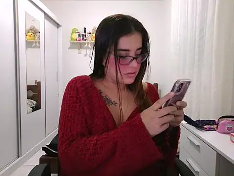 maliamiller online show from 06-10-26, 09:21