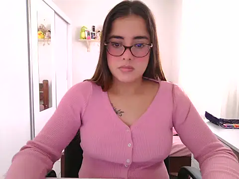 maliamiller online show from 05-23-26, 02:49