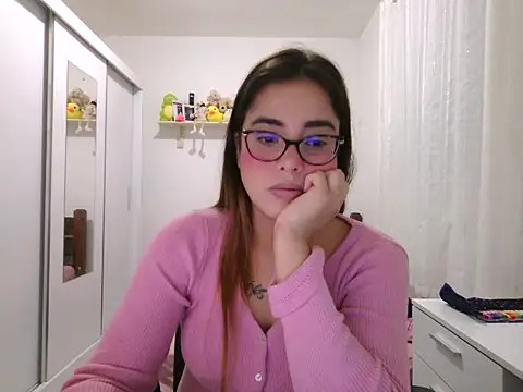 maliamiller online show from 05-24-26, 08:53