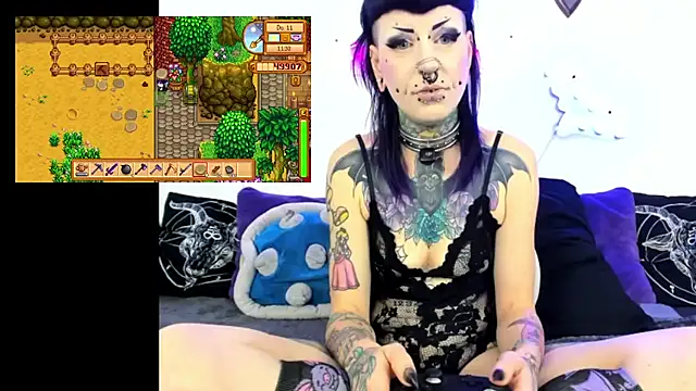Snapshot of Purple_Coffin666 chatting on 05-22-26, 10:46 Purple Coffin666 online show from 05-22-26, 10:46