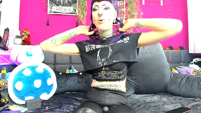 Snapshot of Purple_Coffin666 chatting on 06-14-26, 11:55 Purple Coffin666 online show from 06-14-26, 11:55