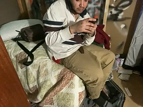 KeptupHack online show from 12-15-25, 05:35