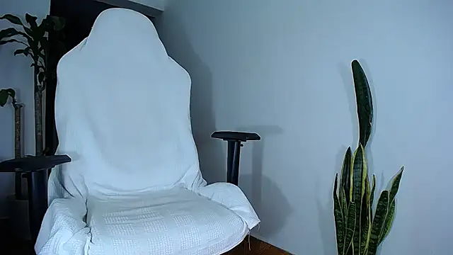 diamond black00 online show from 02-19-25, 12:57