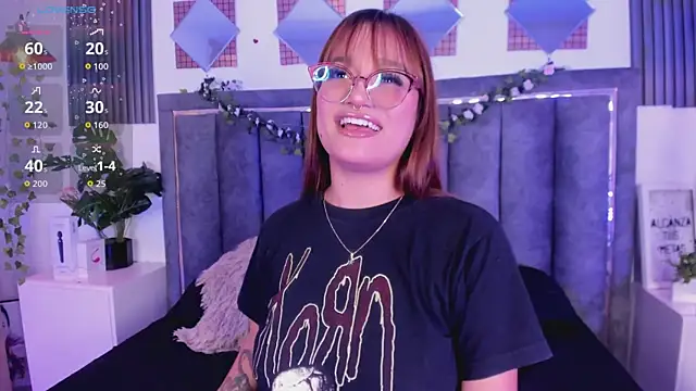 isabela fox online show from 10-16-25, 09:45