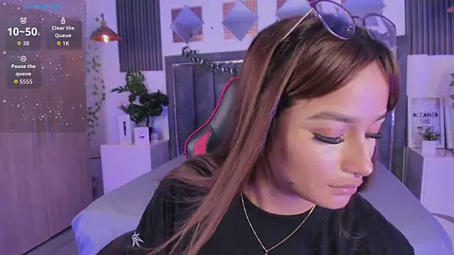 isabela fox online show from 10-06-25, 09:04