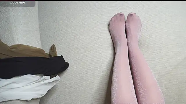 Yourlittledemon online show from 12-25-24, 03:38