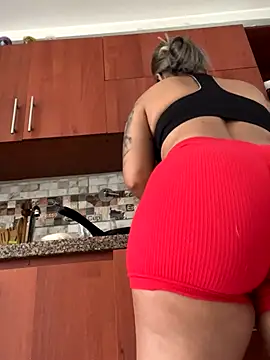 Snapshot of doll_celeste20 chatting on 09-18-25, 01:47 doll celeste20 online show from 09-18-25, 01:47