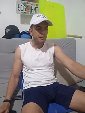 latinmartin73 online show from 10-26-25, 01:33