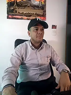 Snapshot of latinmartin73 chatting on 02-25-25, 11:59 latinmartin73 online show from 02-25-25, 11:59