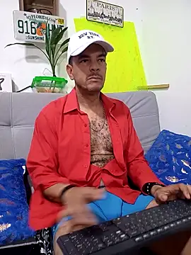 Snapshot of latinmartin73 chatting on 09-22-25, 12:27 latinmartin73 online show from 09-22-25, 12:27