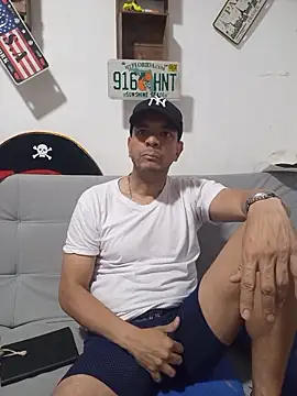 latinmartin73 online show from 11-06-25, 10:47