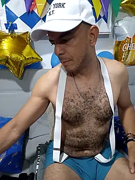 Snapshot of latinmartin73 chatting on 09-27-25, 12:17 latinmartin73 online show from 09-27-25, 12:17