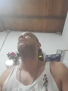 latinmartin73 online show from 12-05-25, 01:53