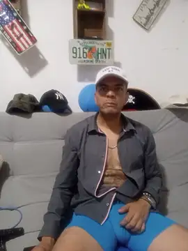 latinmartin73 online show from 11-11-25, 10:58