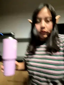 kittyfresita online show from 10-23-25, 06:12