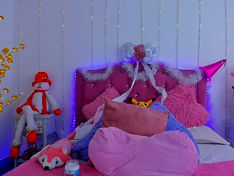 dulcevegga online show from 12-14-25, 07:08