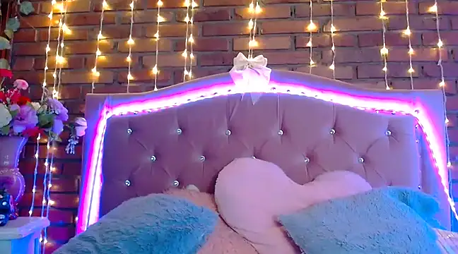 dulcevegga online show from 02-25-25, 02:48