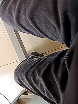 huzi518 online show from 10-23-25, 02:10