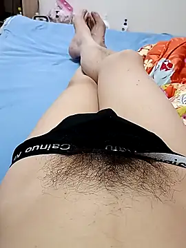 huzi518 online show from 11-28-25, 05:24