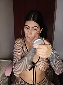 miakhalifaaa  online show from 02-26-26, 10:21