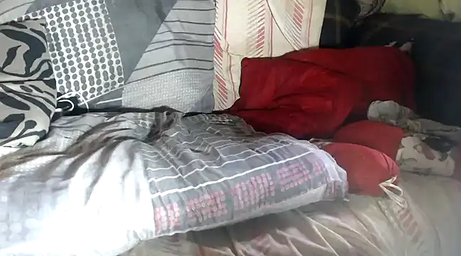 hotyoung24 online show from 02-27-25, 11:17