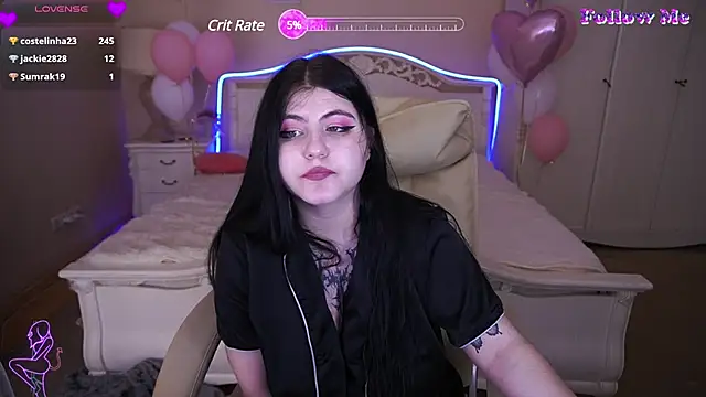 Snapshot of NanaDaizy chatting on 02-18-25, 03:31 NanaDaizy online show from 02-18-25, 03:31