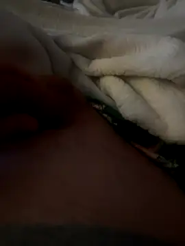 Snapshot of Young-hornyboy chatting on 11-01-25, 10:14 Young-hornyboy online show from 11-01-25, 10:14