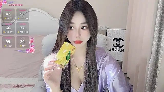 Caitlyn   online show from 02-27-25, 02:00