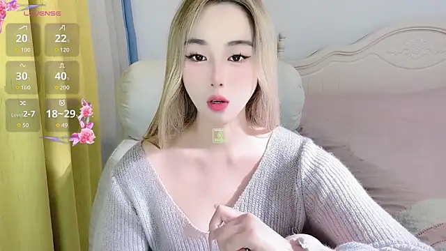 Snapshot of Caitlyn__ chatting on 11-03-25, 11:03 Caitlyn online show from 11-03-25, 11:03