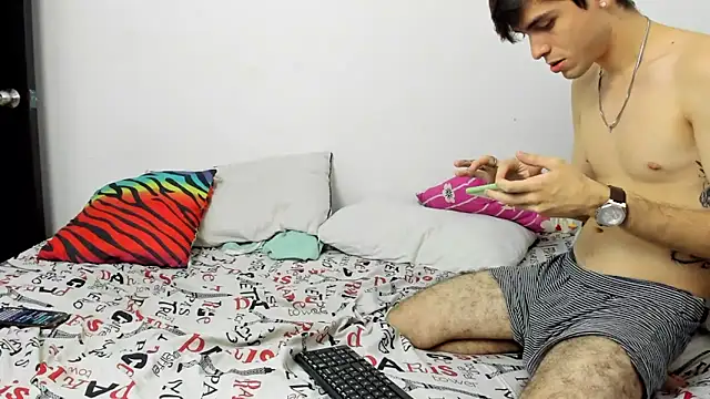 Snapshot of ashvsterry chatting on 03-13-25, 08:04 ashvsterry online show from 03-13-25, 08:04