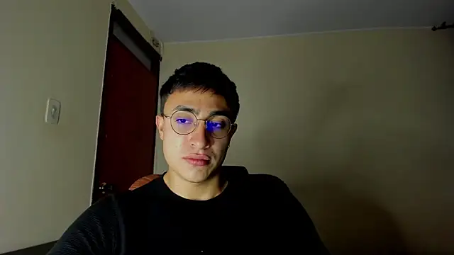 Leoknight online show from 02-15-25, 02:37