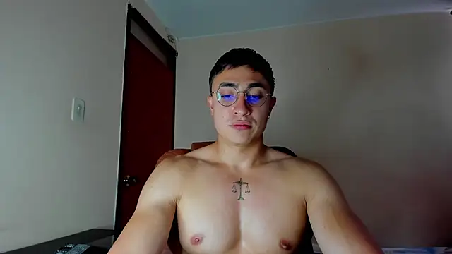 Leoknight online show from 02-10-25, 09:36