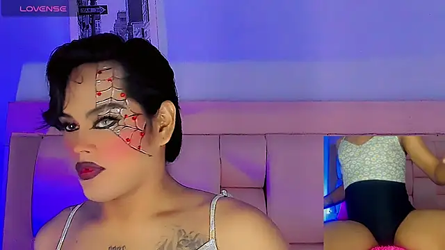 Aistrid gate online show from 10-28-25, 03:33