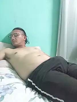 Andresguz35 online show from 07-22-26, 03:30