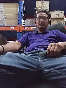 Andresguz35 online show from 10-23-25, 04:49