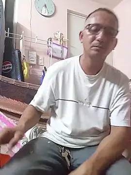 Andresguz35 online show from 11-03-25, 03:56