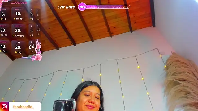 Snapshot of Maisa_issa chatting on 10-10-25, 01:23 Maisa issa online show from 10-10-25, 01:23