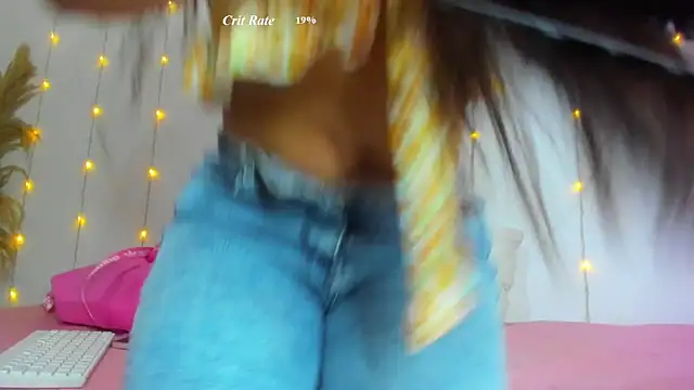 Maisa issa online show from 05-25-26, 01:21