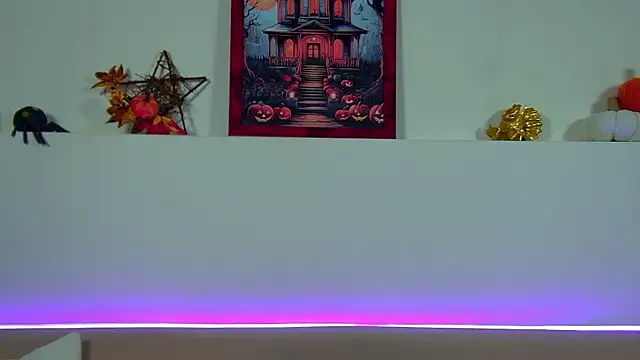 ChristinaMilton online show from 10-27-25, 06:31