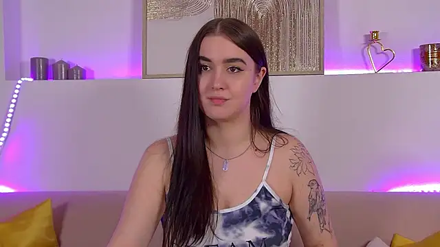 ChristinaMilton online show from 03-13-25, 04:01