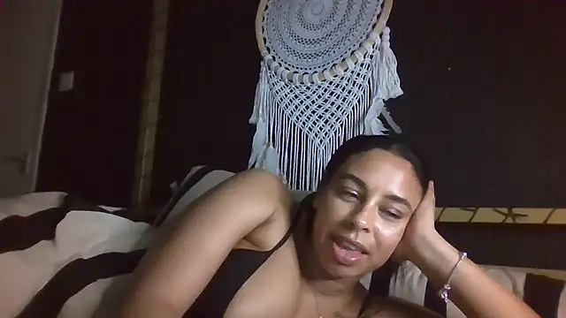 Snapshot of bigbootyjayda chatting on 03-23-25, 03:32 bigbootyjayda online show from 03-23-25, 03:32