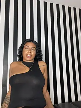 Snapshot of bigbootyjayda chatting on 02-25-25, 01:20 bigbootyjayda online show from 02-25-25, 01:20