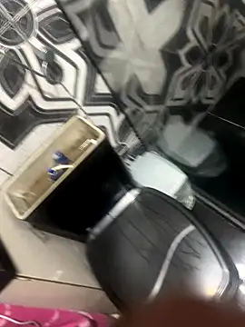 morenoroludo777 online show from 10-11-25, 11:11