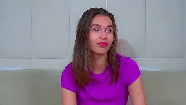 PollyLanders online show from 07-18-26, 06:16