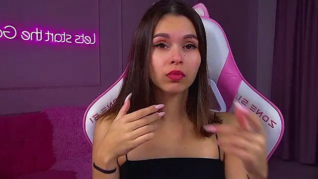 PollyLanders online show from 03-10-26, 07:56