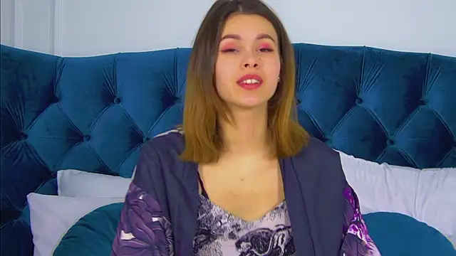 Snapshot of PollyLanders chatting on 03-20-25, 08:42 PollyLanders online show from 03-20-25, 08:42