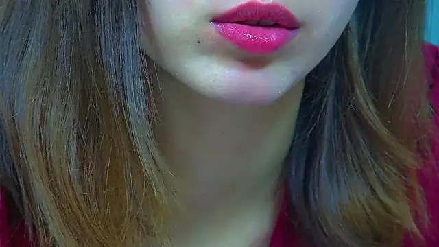 Snapshot of PollyLanders chatting on 09-25-25, 06:30 PollyLanders online show from 09-25-25, 06:30