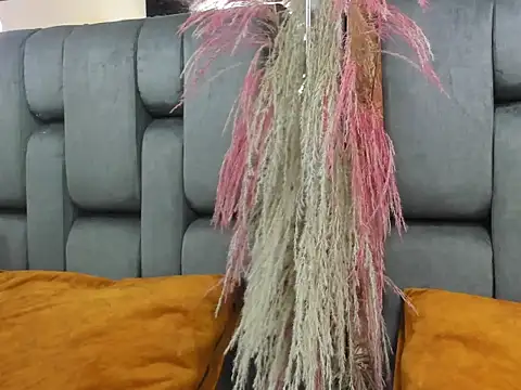 JESSYCORTES online show from 03-31-26, 04:03