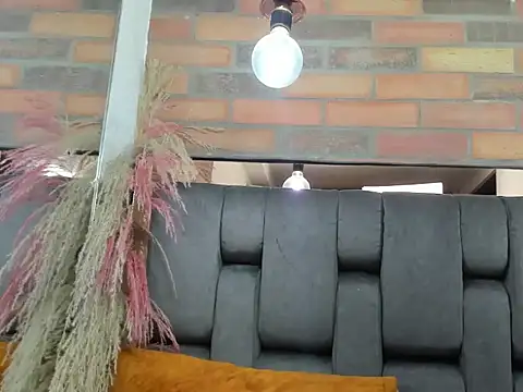 JESSYCORTES online show from 03-28-26, 04:24