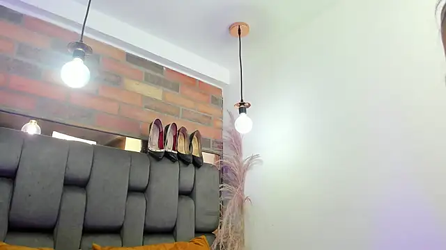 JESSYCORTES online show from 09-30-25, 02:34